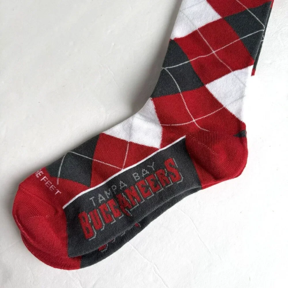 Tampa Bay Buccaneers Argyle Adult Crew Dress Socks OSFM Sz 5-12 Football NWT